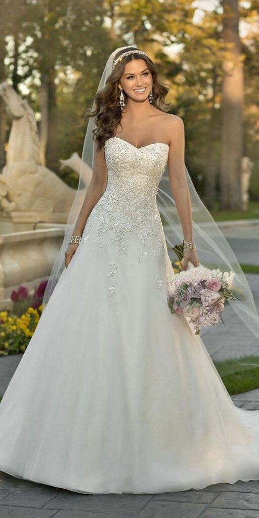 sweetheart-strapless-lace-a-line-wedding-dress-with-sparkling-bodice-and-veil