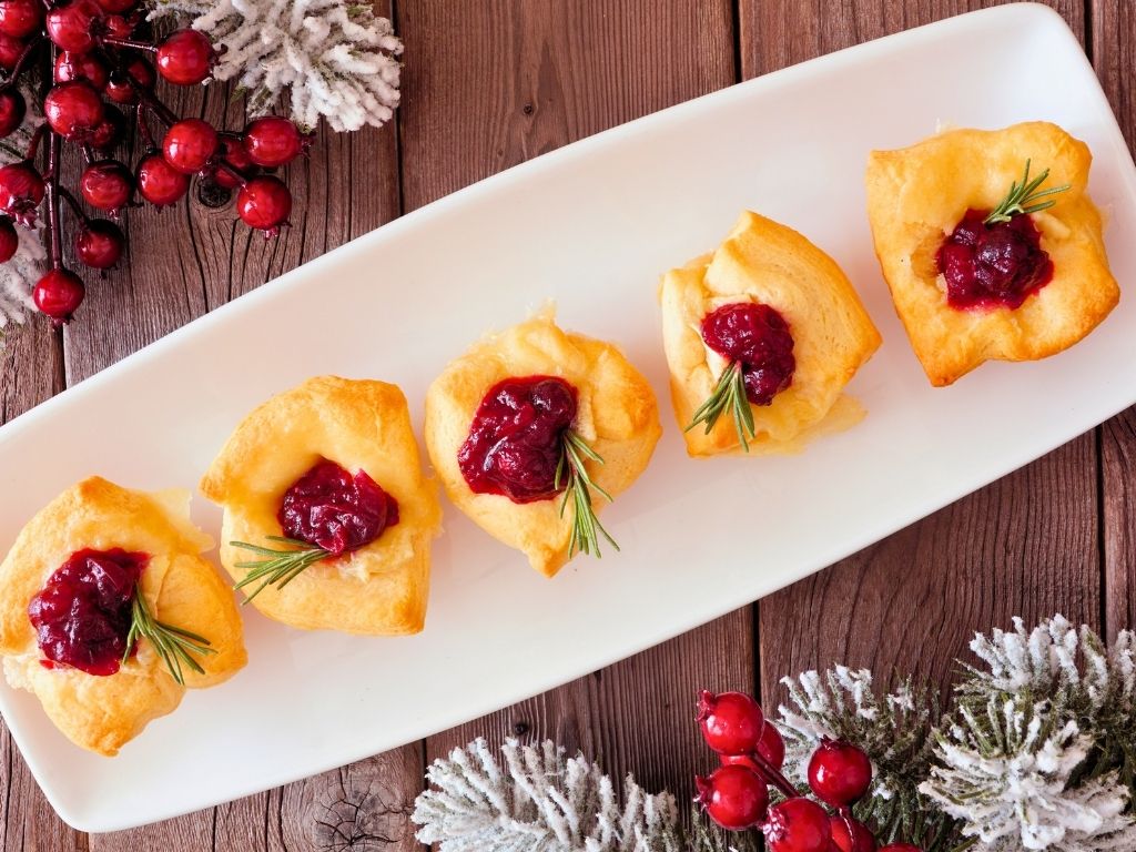 baked-puff-pastry-cranberry-brie-bites-garnished-with-rosemary