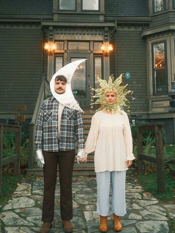 diy-sun-and-moon-couples-costume-with-metallic-gold-sunburst-and-silver-crescent-moon-headpieces
