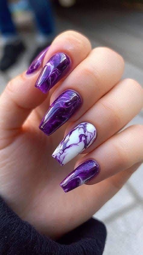 deep-purple-and-white-marbled-potion-swirl-halloween-nail-art
