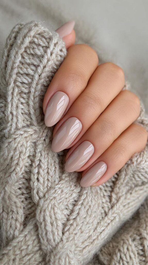 soft-nude-blush-almond-nails-polished-everyday-manicure