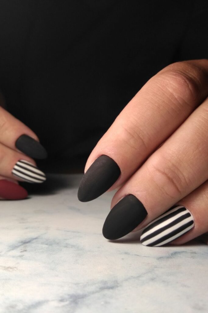 Matte Black & Pinstripe Accent Nails
